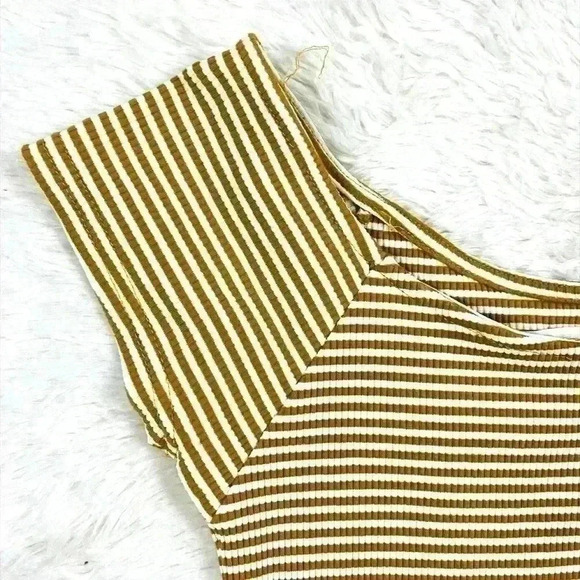 O’Neill Mustard Yellow & White Pinstripe Off Shoulder Ribbed Cropped Top Size L - Picture 2 of 12
